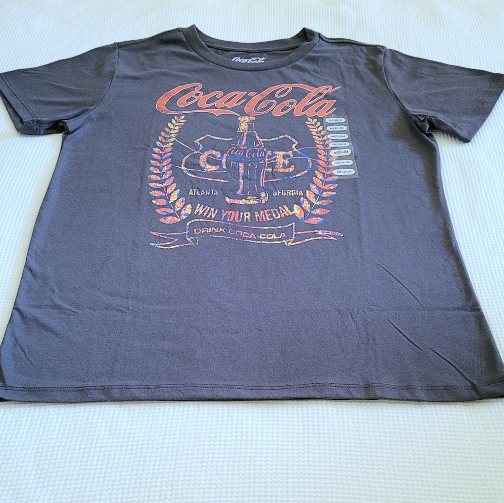 Grayson Threads🧵 Coca-Cola🥤 Graphic Tee👕 - NWT - Picture 8 of 10